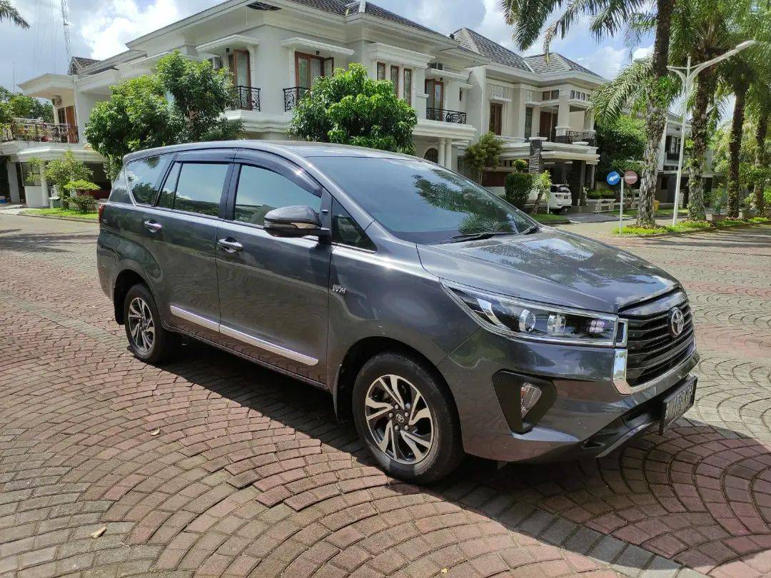 Innova Reborn